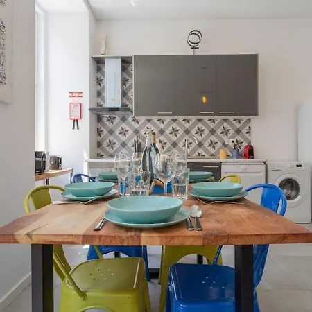 Unique & Super Aircon & Lift Apartamento