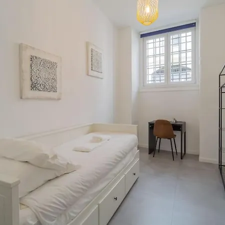 Unique & Super Aircon & Lift Apartament Lizbona