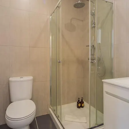 Appartement Unique & Super Aircon & Lift