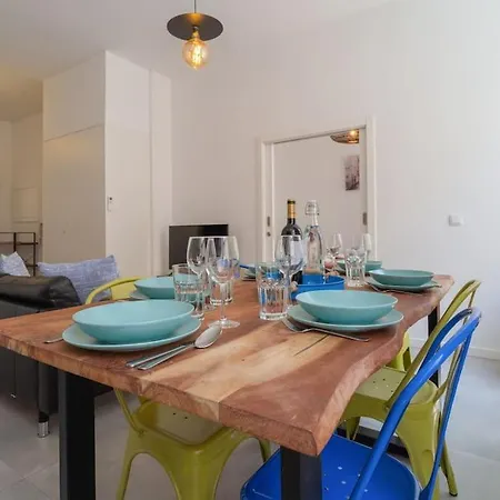 Unique & Super Aircon & Lift *