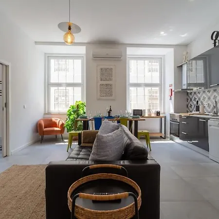 Unique & Super Aircon & Lift Appartement Lissabon